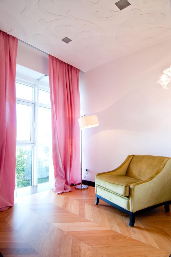 Palazzo Dei Concerti Bed & Breakfast Torre Annunziata Bagian luar foto